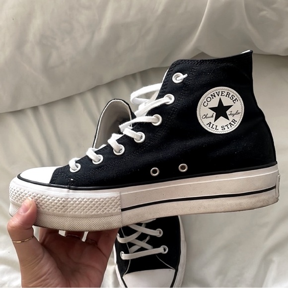 Chuck Taylor All Star Platform Canvas - Picture 3 of 3